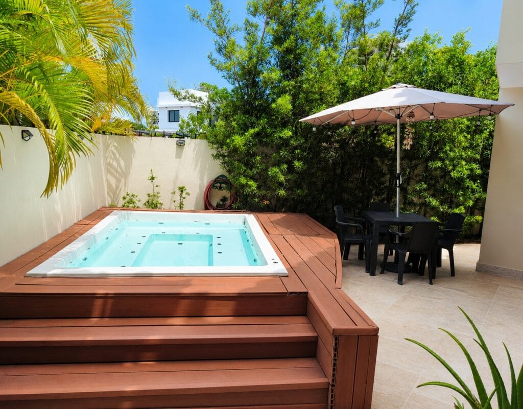 jacuzzi